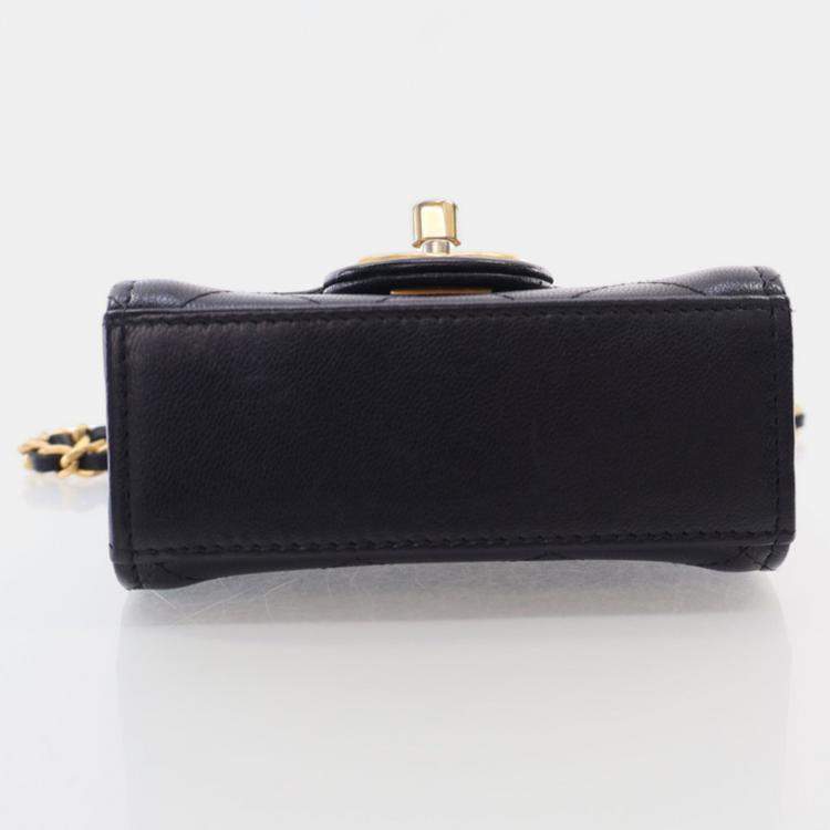 Pre Owned Chanel Chic Pearl Black Goatskin Clutch Bag