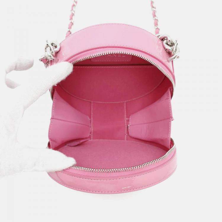Pre Owned Chanel Round Pink Patent Leather Shoulder Bag