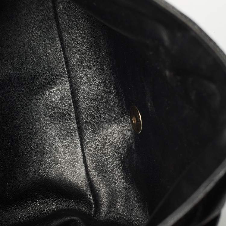 Pre Owned Chanel Black Quilted Caviar Leather Maxi Classic Single Flap Bag