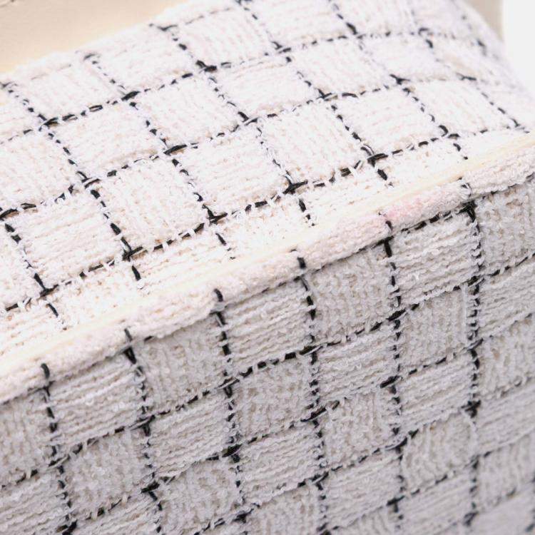 Pre Owned Chanel Brown/White Small Tweed and Resin Zipped Shopping Bag