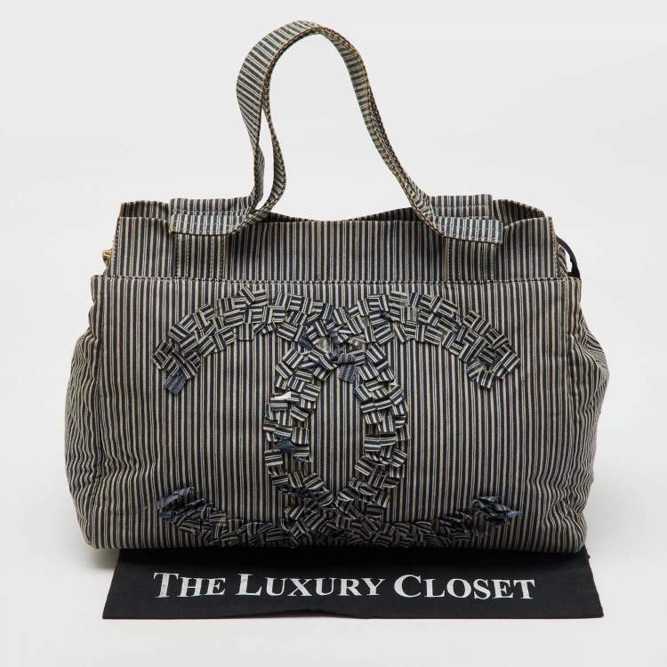 Pre Owned Chanel Navy Blue/White Stripe Print Canvas Striped CC Shopper Tote