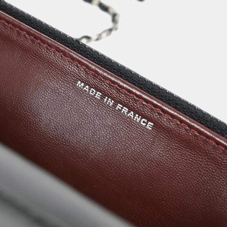 Pre Owned Chanel Classic Black Lambskin Chevron Wallet On Chain