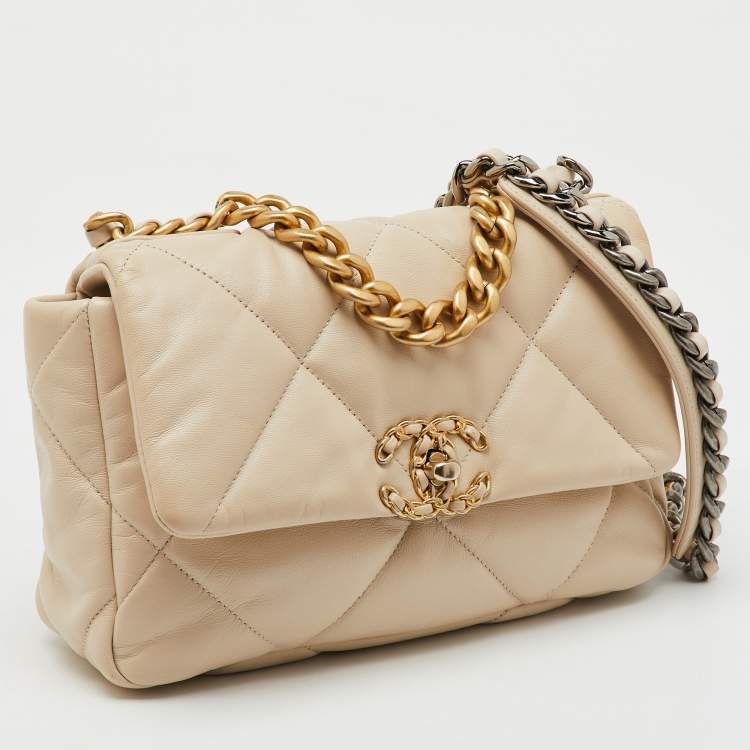 Pre Owned Chanel Cream Quilted Leather Small 19 Flap Bag