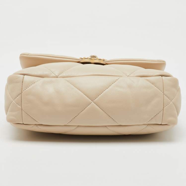 Pre Owned Chanel Cream Quilted Leather Small 19 Flap Bag