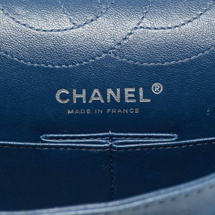 Pre Owned Chanel Blue Quilted Patent Leather 225 Reissue 2.55 Flap Bag