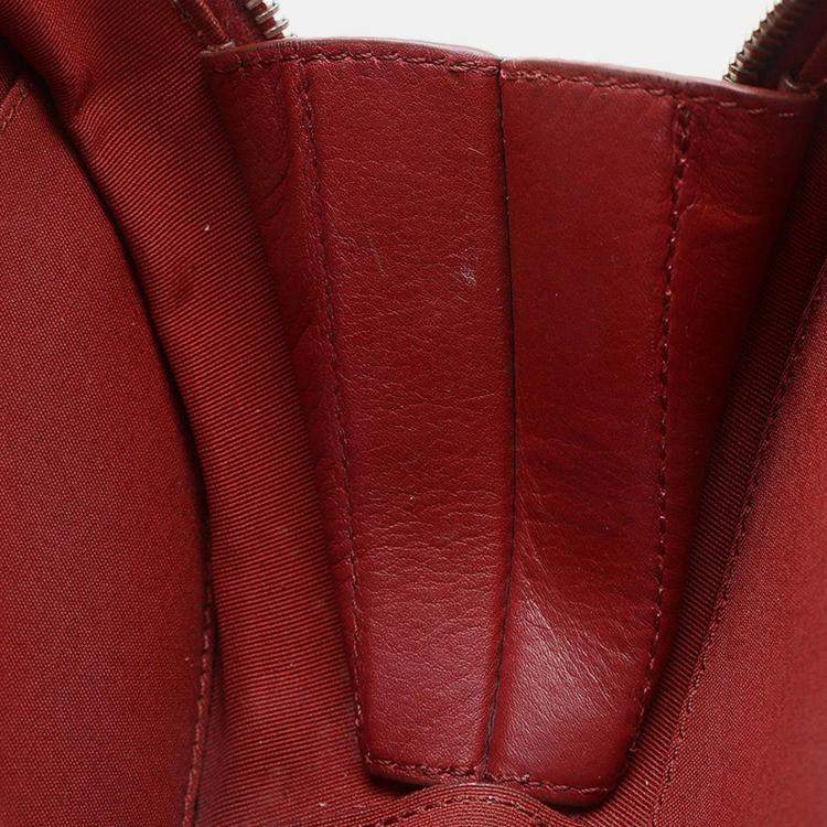 Pre Owned Chanel Round As Earth Red Patent Leather Shoulder Bag  