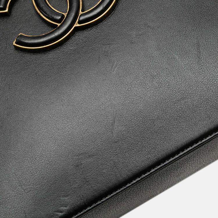 Pre Owned Chanel Black Goatskin and Quilted Calfskin Coco Curve Vanity Case