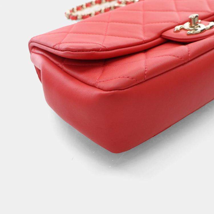 Pre Owned Chanel Quilted Resin Red Lambskin Shoulder Bag