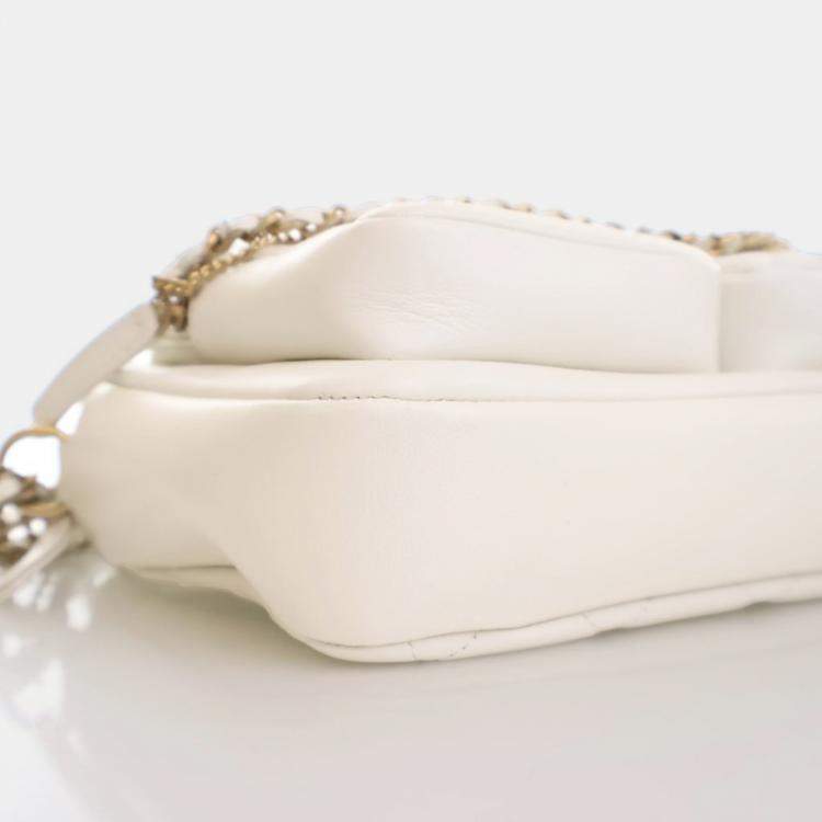 Pre Owned Chanel Camera White Calfskin Shoulder Bag