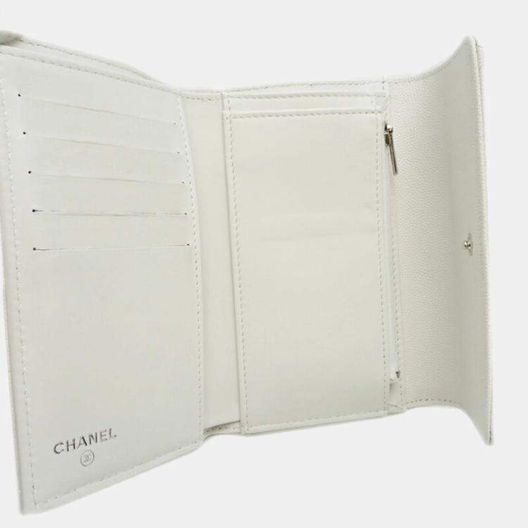 Pre Owned Chanel White Caviar Skin Long Tri-Fold Wallet  
