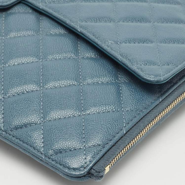 Pre Owned Chanel Blue Quilted Caviar Leather Classic CC Flap Zip Pouch Clutch