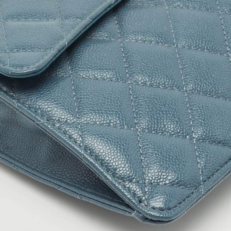 Pre Owned Chanel Blue Quilted Caviar Leather Classic CC Flap Zip Pouch Clutch