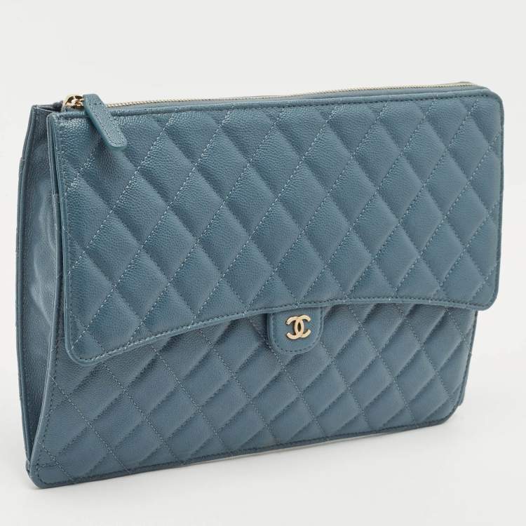 Pre Owned Chanel Blue Quilted Caviar Leather Classic CC Flap Zip Pouch Clutch