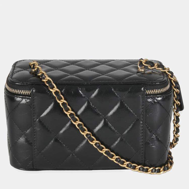 Pre Owned Chanel Black Quilted Calfskin Chain CC Vanity