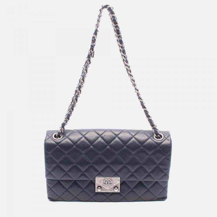 Pre Owned Chanel Navy Blue CC Quilted Lambskin Pushlock Single Flap
