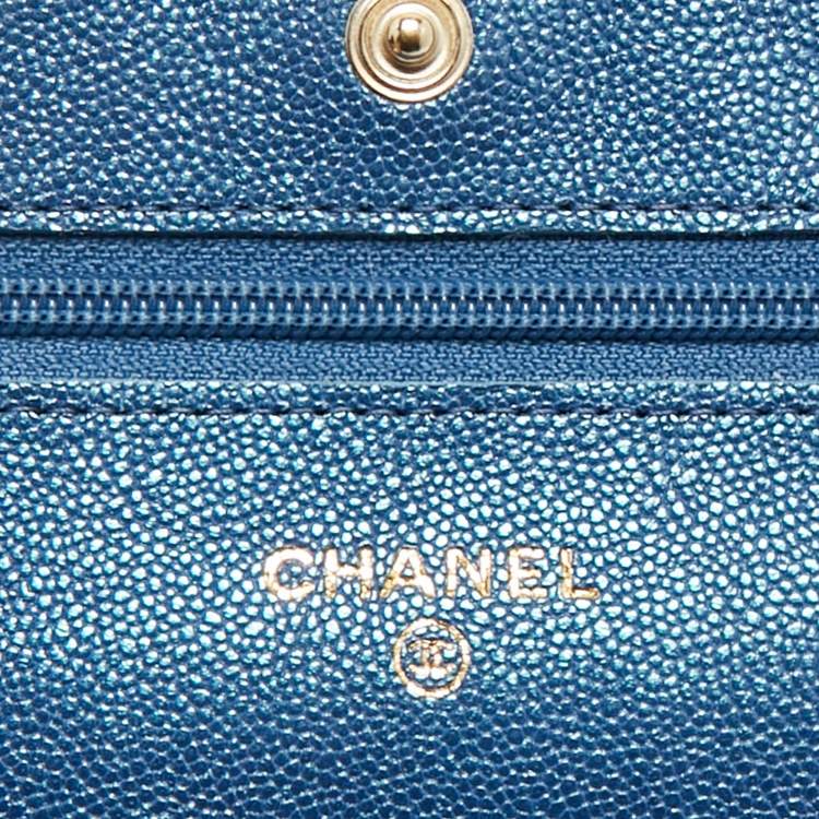 Pre Owned Chanel Metallic Blue Quilted Caviar Leather CC Wallet On Chain