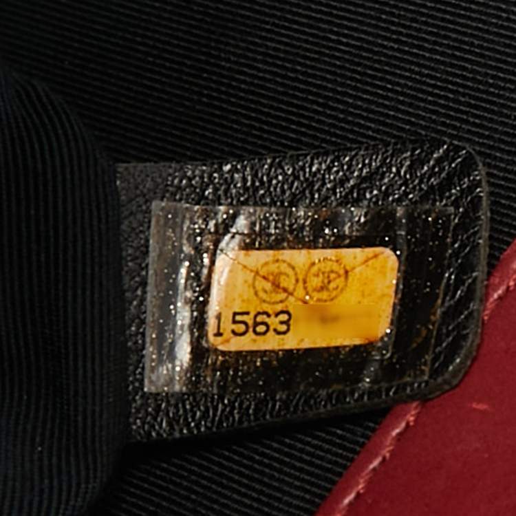 Pre Owned Chanel Red Leather Boy Clutch