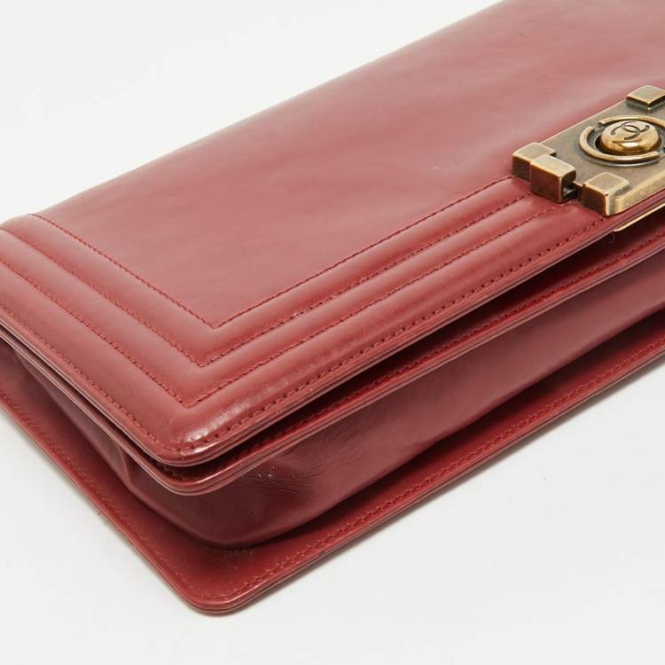 Pre Owned Chanel Red Leather Boy Clutch