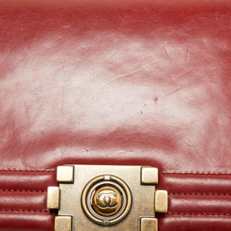 Pre Owned Chanel Red Leather Boy Clutch