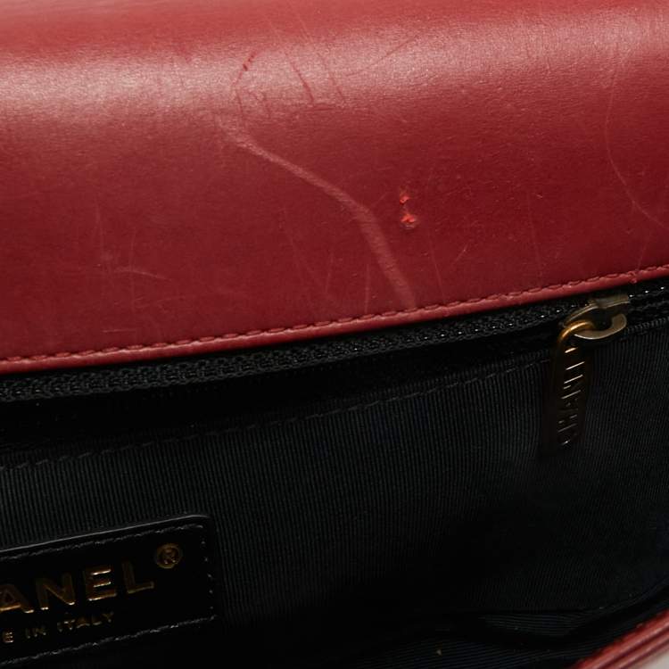 Pre Owned Chanel Red Leather Boy Clutch
