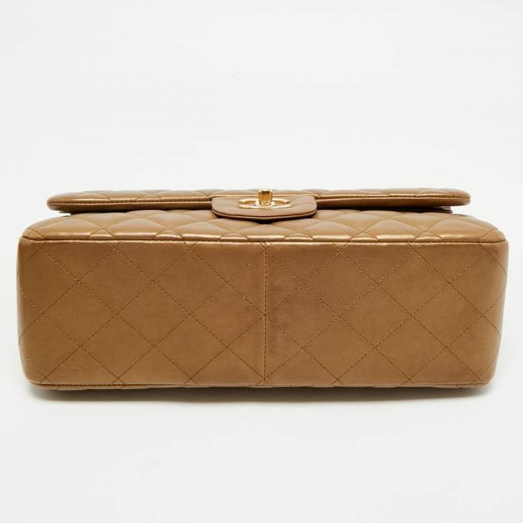 Pre Owned Chanel Gold Quilted Leather Jumbo Classic Double Flap Bag