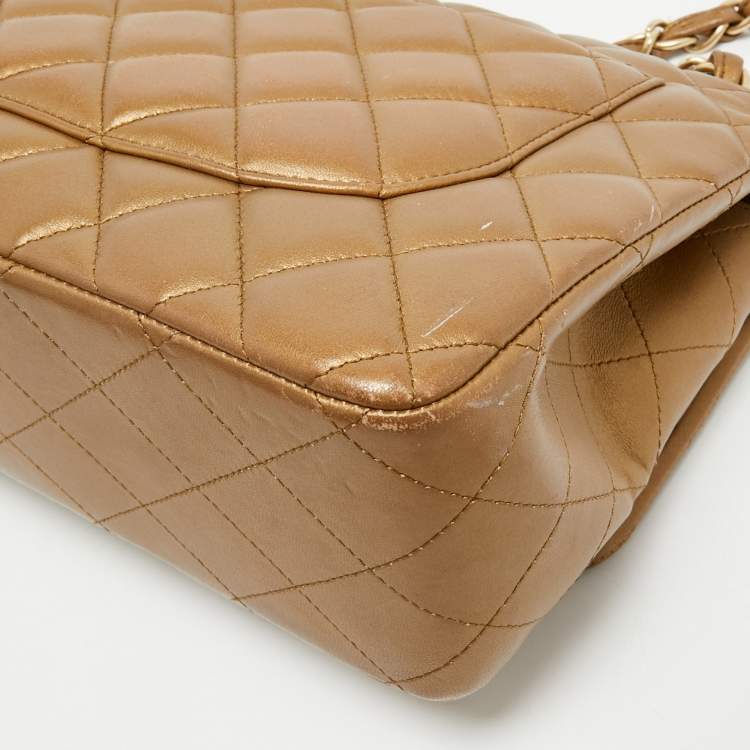 Pre Owned Chanel Gold Quilted Leather Jumbo Classic Double Flap Bag