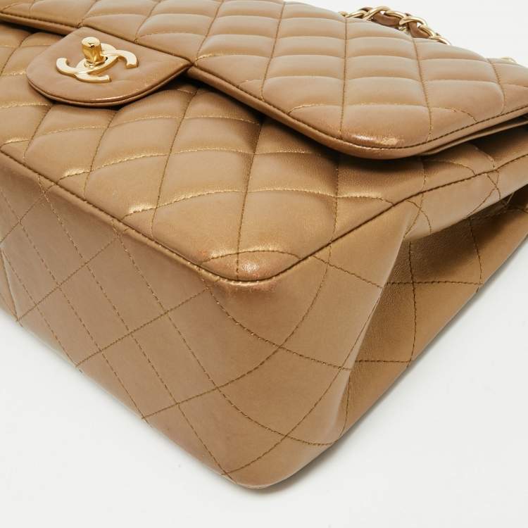 Pre Owned Chanel Gold Quilted Leather Jumbo Classic Double Flap Bag