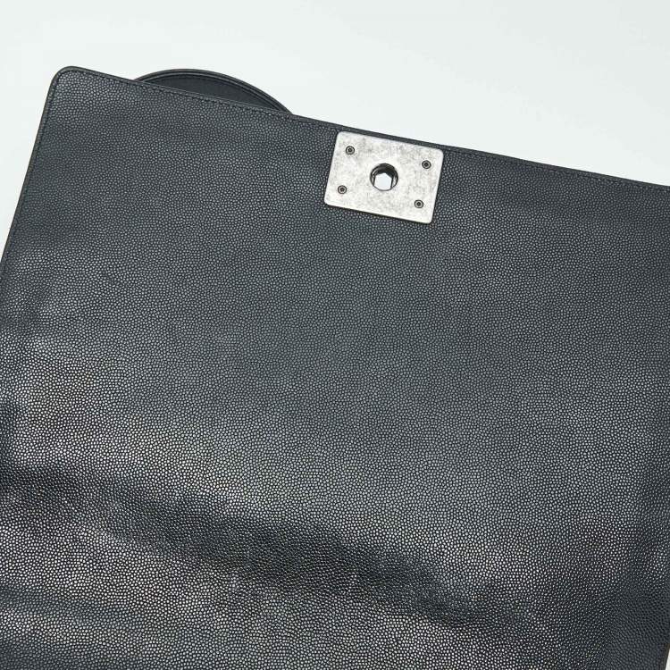 Pre Owned Chanel Black Quilted Caviar Leather Large Boy Flap Bag