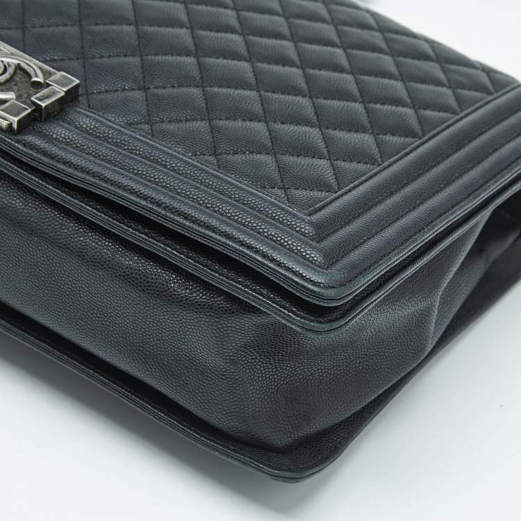 Pre Owned Chanel Black Quilted Caviar Leather Large Boy Flap Bag