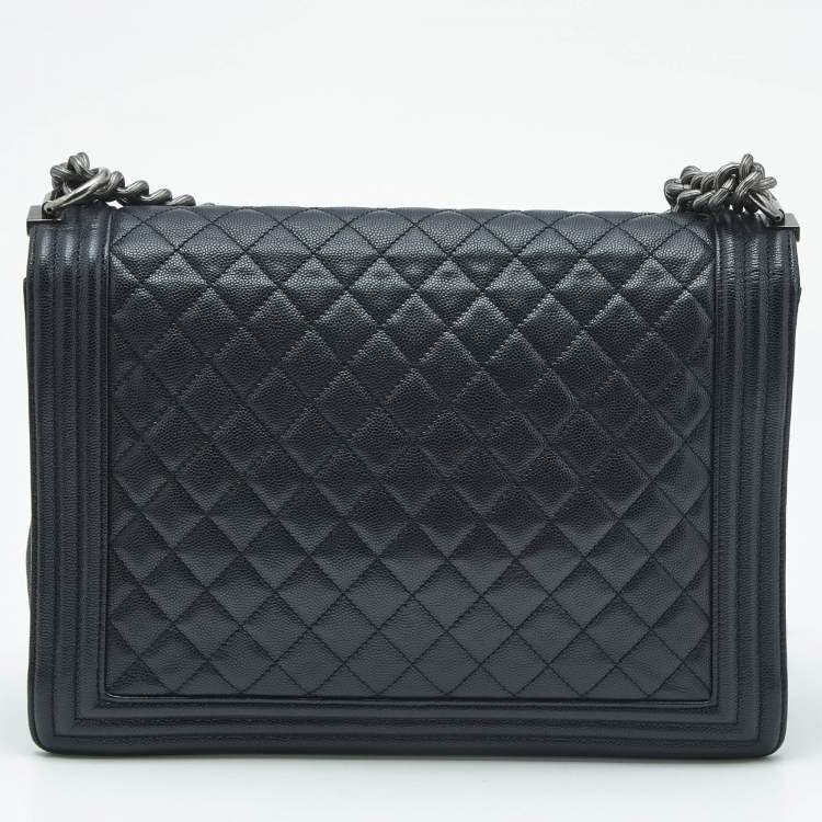 Pre Owned Chanel Black Quilted Caviar Leather Large Boy Flap Bag