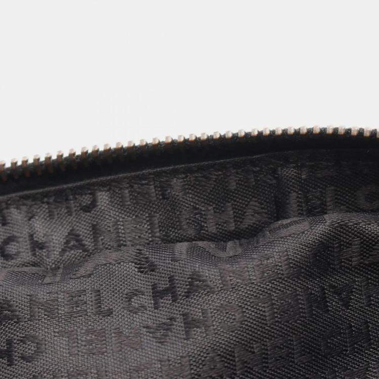 Pre Owned Chanel Black Fabric Printed Shoulder Bag
