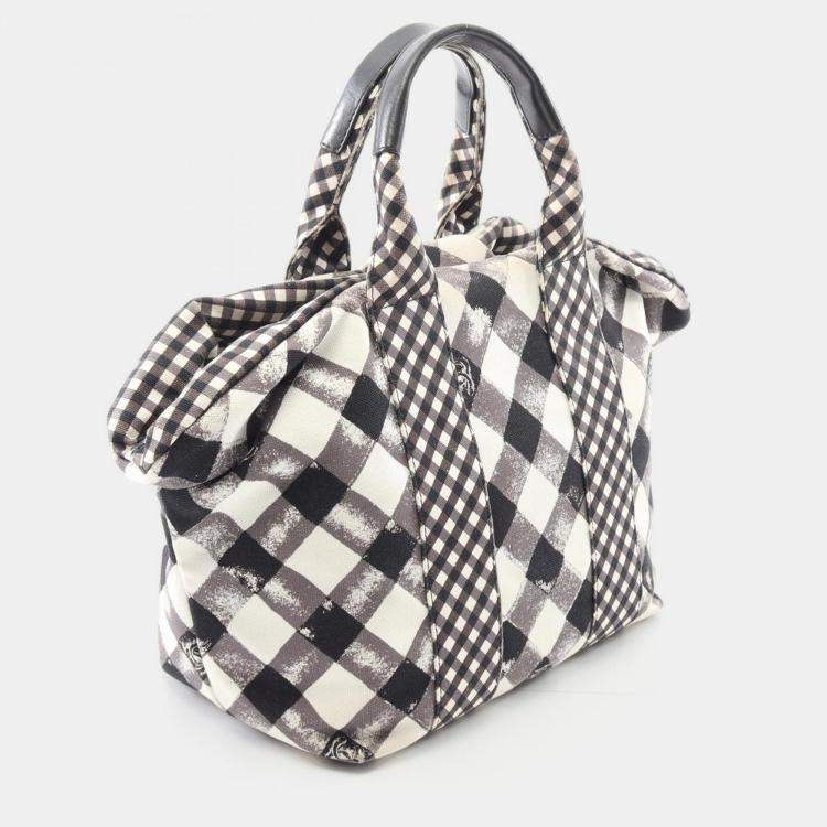 Pre Owned Chanel Cruise White Grey Black Canvas Tote Bag