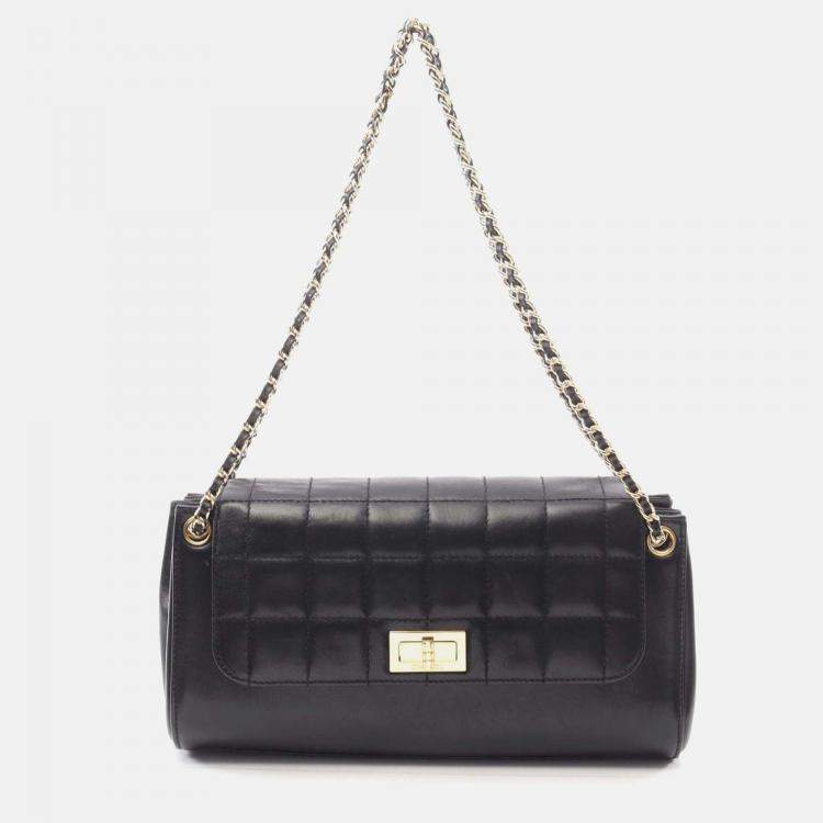 Pre Owned Chanel Chocolate Bar Black Leather Shoulder Bag
