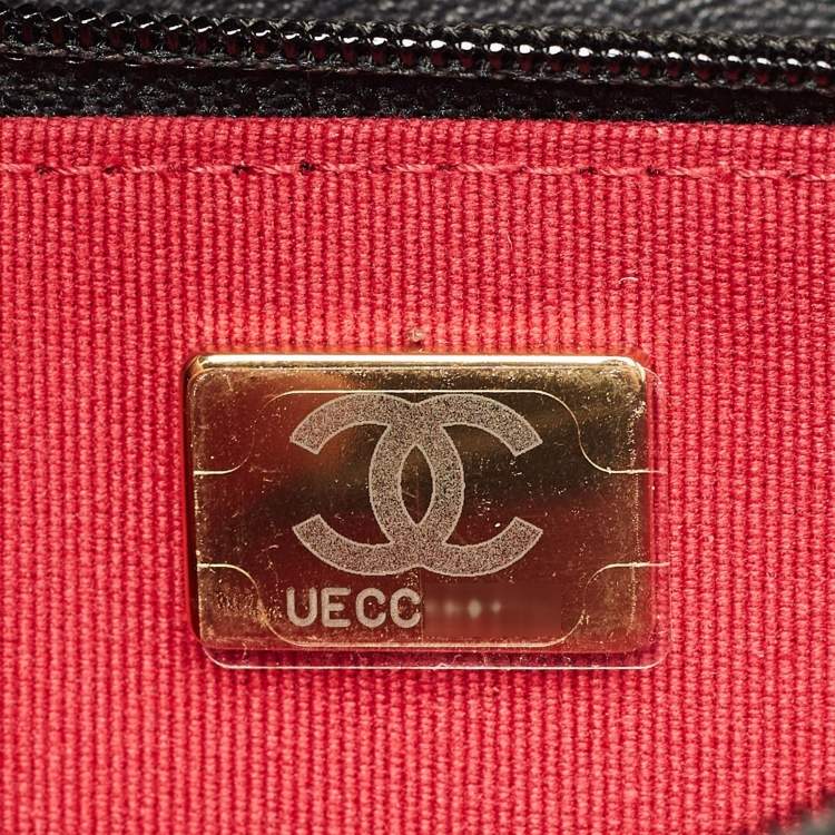 Pre Owned Chanel Black Quilted Leather 19 Flap Wallet on Chain