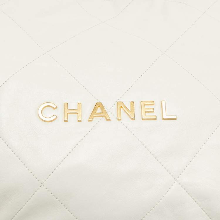 Pre Owned Chanel White Quilted Leather Small 22 Bag