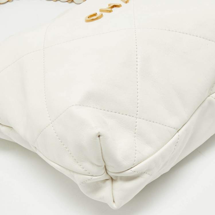 Pre Owned Chanel White Quilted Leather Small 22 Bag