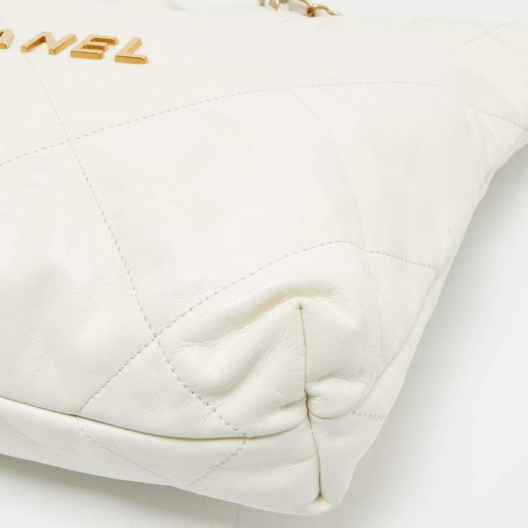 Pre Owned Chanel White Quilted Leather Small 22 Bag