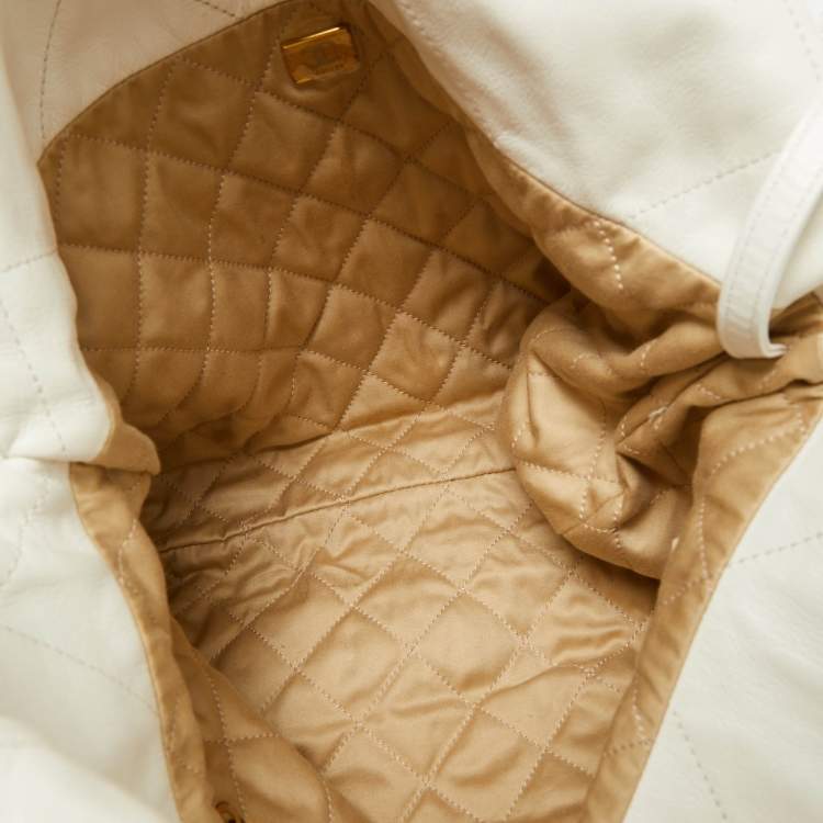 Pre Owned Chanel White Quilted Leather Small 22 Bag