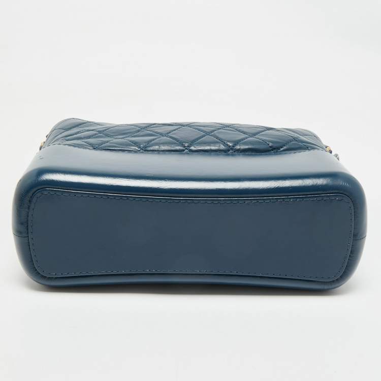 Pre Owned Chanel Blue Quilted Aged Leather Medium Gabrielle Hobo