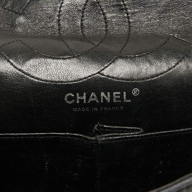 Pre Owned Chanel Black Quilted Aged Leather Classic 226 Reissue 2.55 Flap Bag