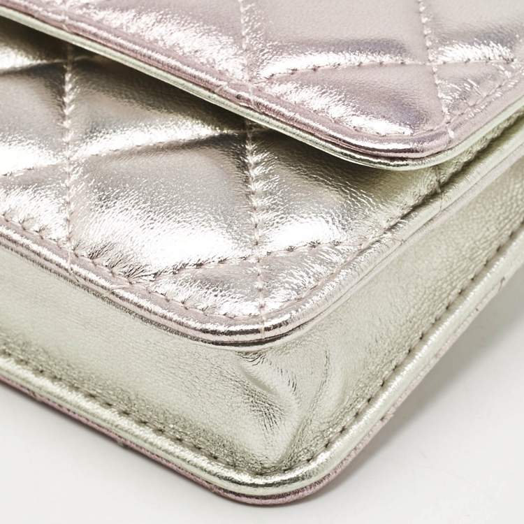 Pre Owned Chanel Metallic Pink Quilted Leather CC Flap Chain Belt Bag 