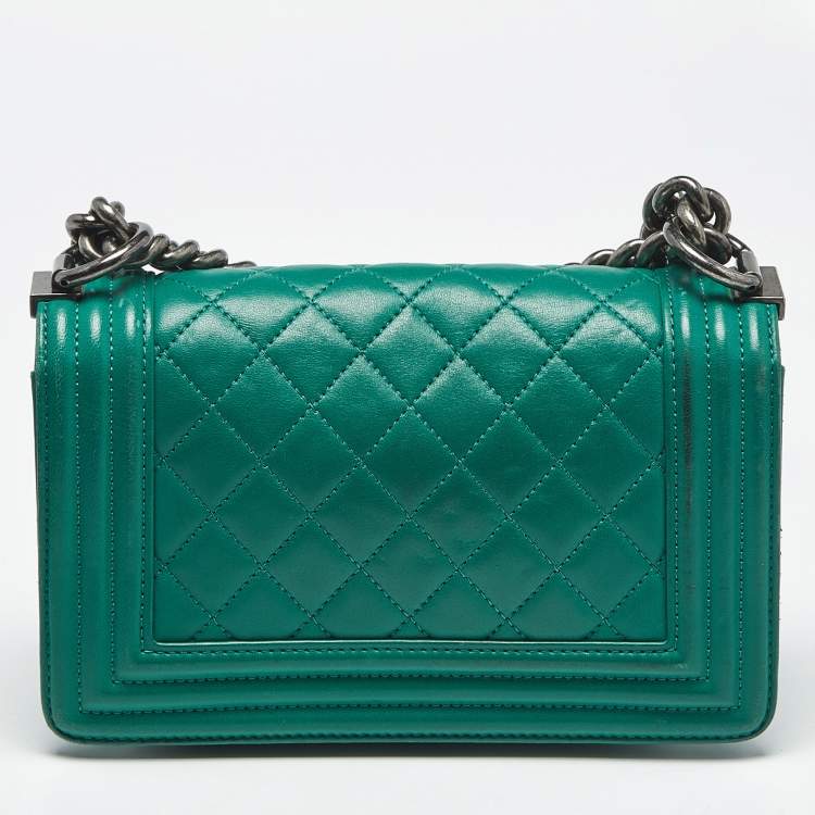 Pre Owned Chanel Green Quilted Leather Small Boy Flap Bag