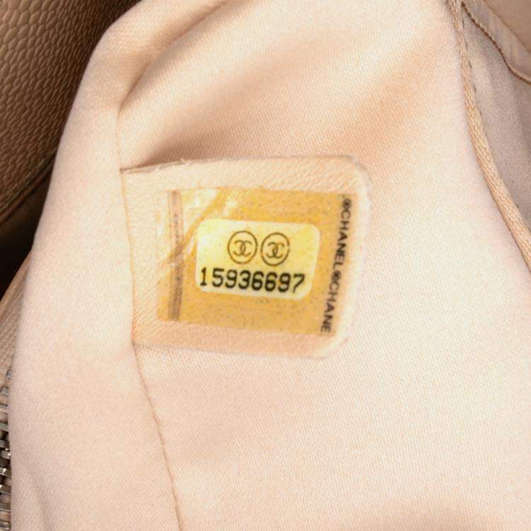 Pre Owned Chanel Beige Caviar Grand Shopping Tote