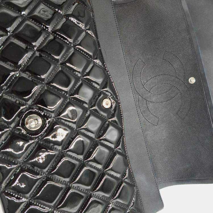 Pre Owned Chanel Classic Maxi Quilted Patent Leather Flap Bag