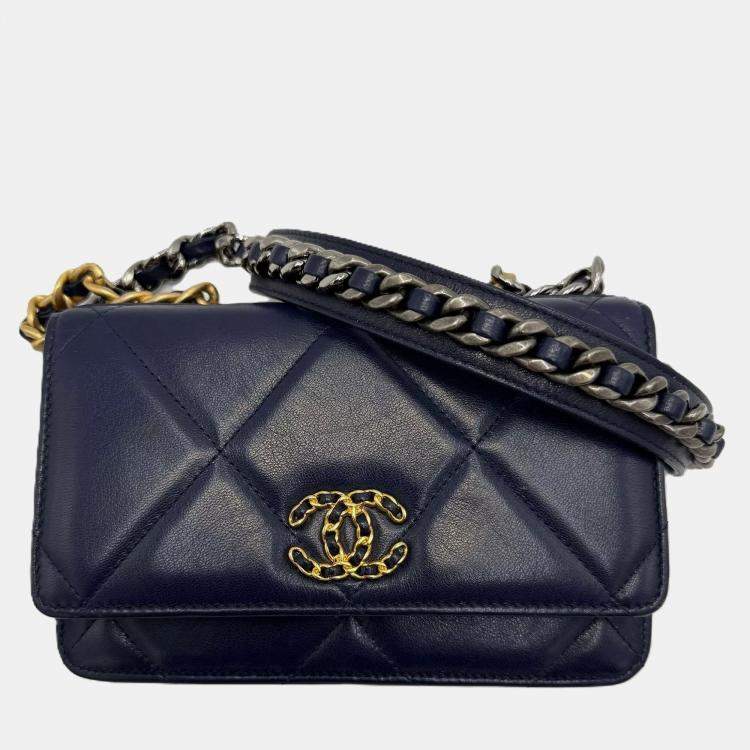 Pre Owned Chanel Navy Lambskin 19 Wallet on Chain Shoulder Bag