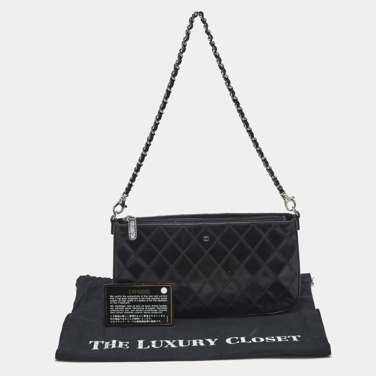 Pre Owned Chanel Black Quilted Leather CC Pochette Bag