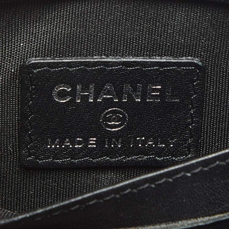 Pre Owned Chanel Black Quilted Leather CC Pochette Bag