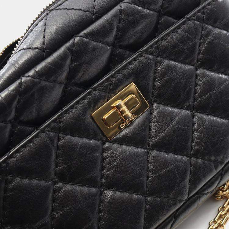 Pre Owned Chanel Chevron V-Stitch Black Calfskin Shoulder Bag