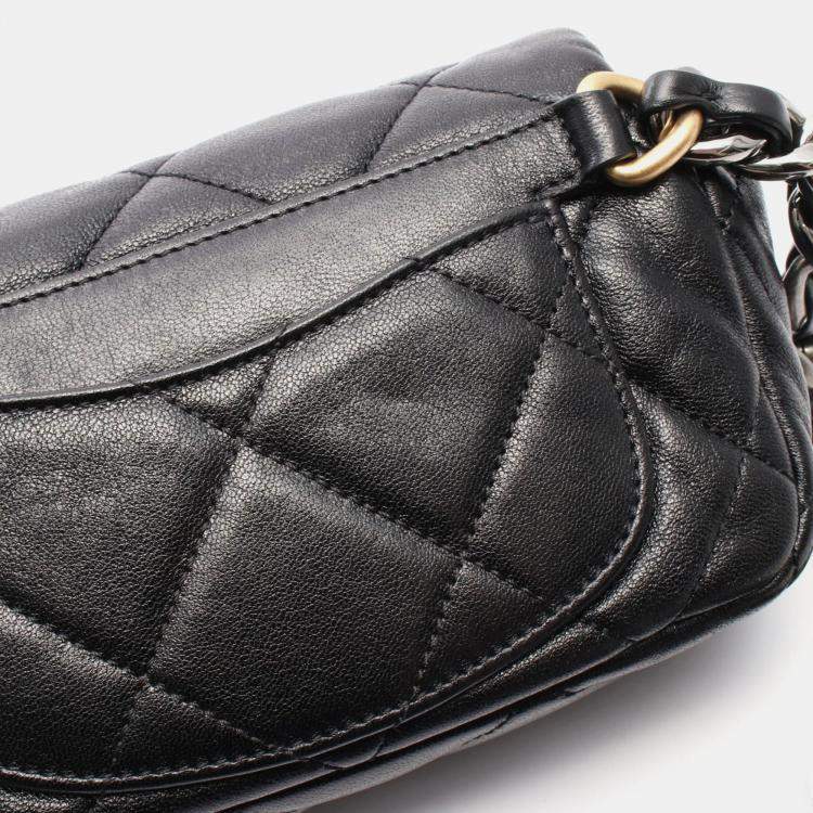 Pre Owned Chanel 19 Matelasse Black Leather Waist Bag