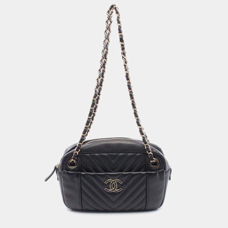 Pre Owned Chanel V-Stitch Chevron Black Lambskin Chain Shoulder Bag
